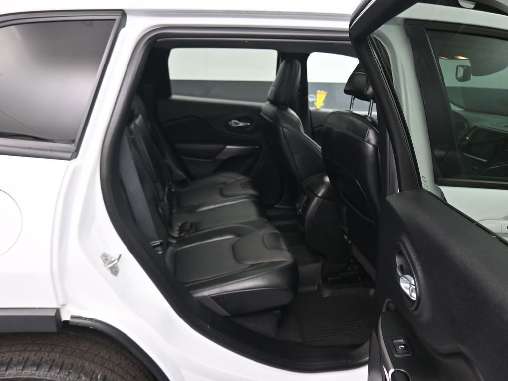 Used 2022 Jeep Cherokee Limited w/ Elite Package image 39