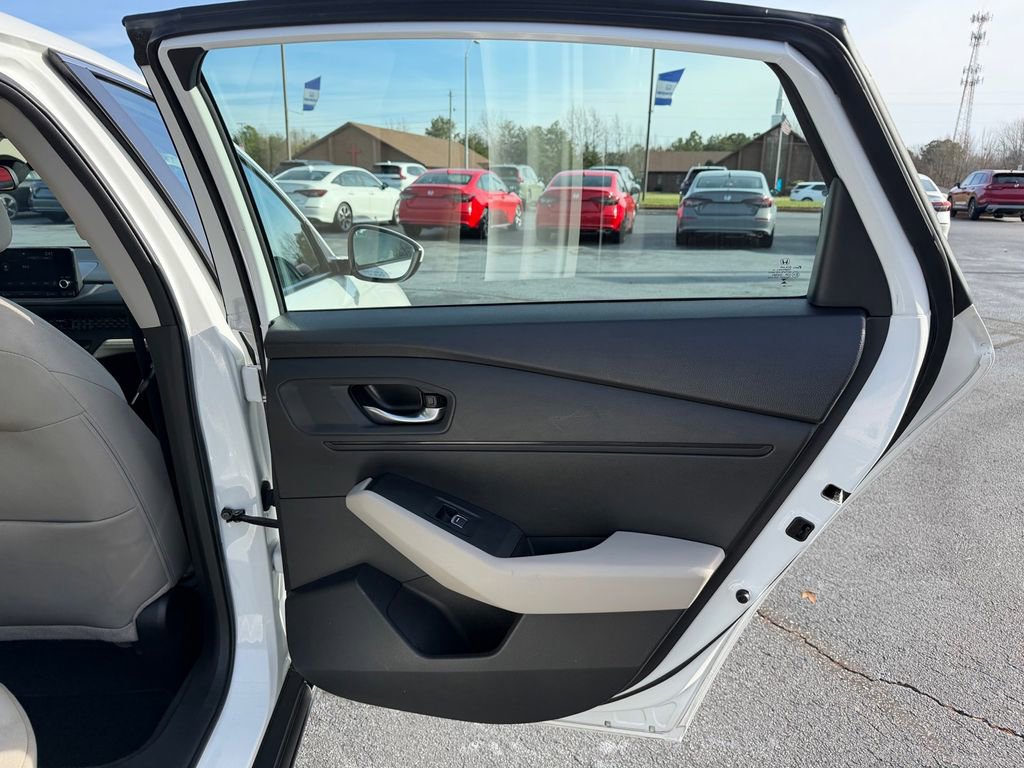 Used 2023 Honda Accord LX image 12