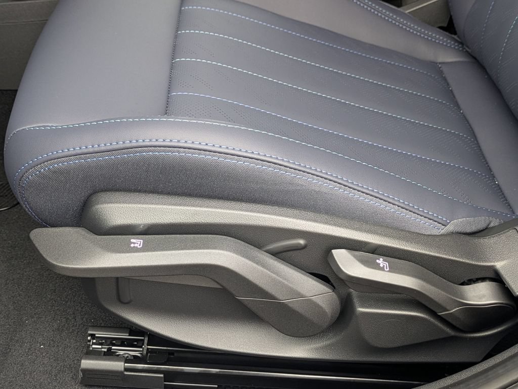New 2026 MINI Cooper 4-Door Hardtop FWD image 14