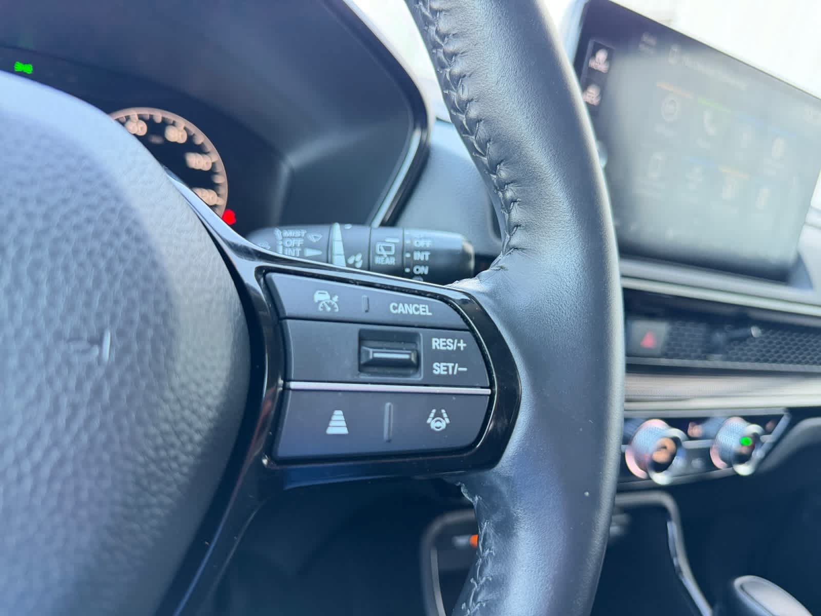 Used 2025 Honda CR-V EX-L image 26