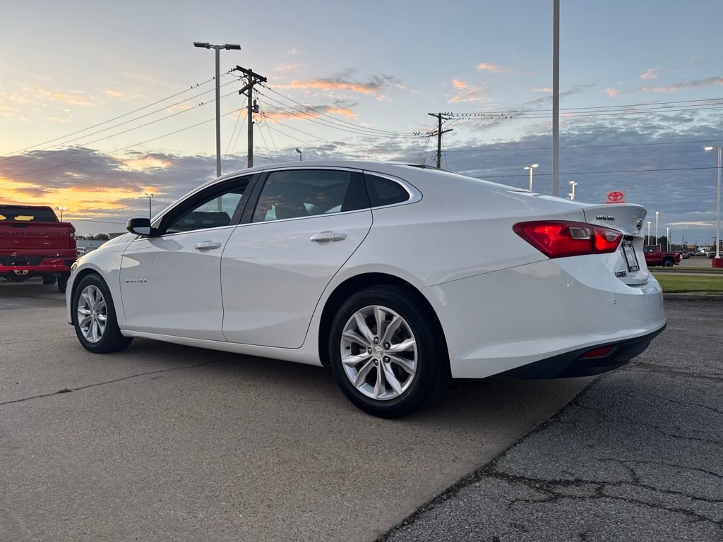 Used 2024 Chevrolet Malibu LT image 3