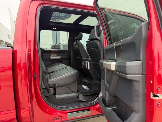 Used 2022 Ford F350 Lariat w/ Black Appearance Package AWD/4WD image 13