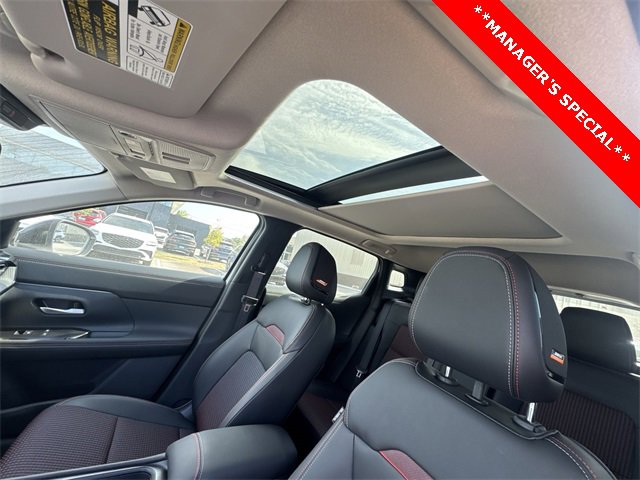 New 2025 Nissan Kicks SR w/ SR Premium Package image 21