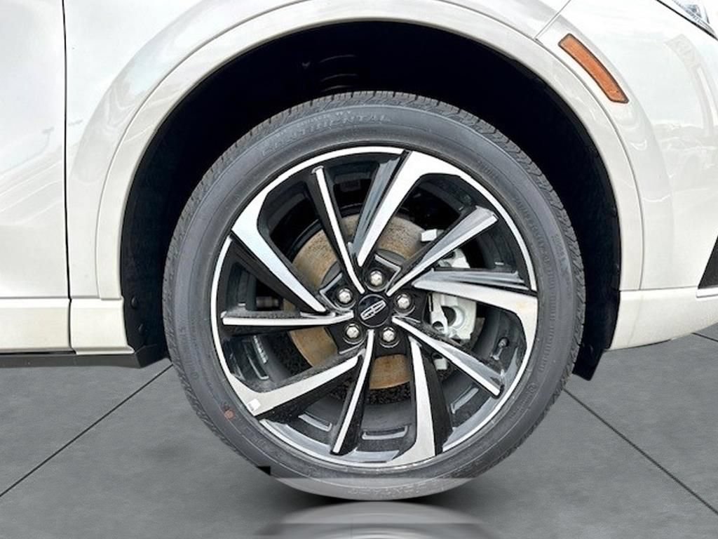 New 2024 Lincoln Corsair Grand Touring w/ Equipment Group 301A AWD/4WD image 4