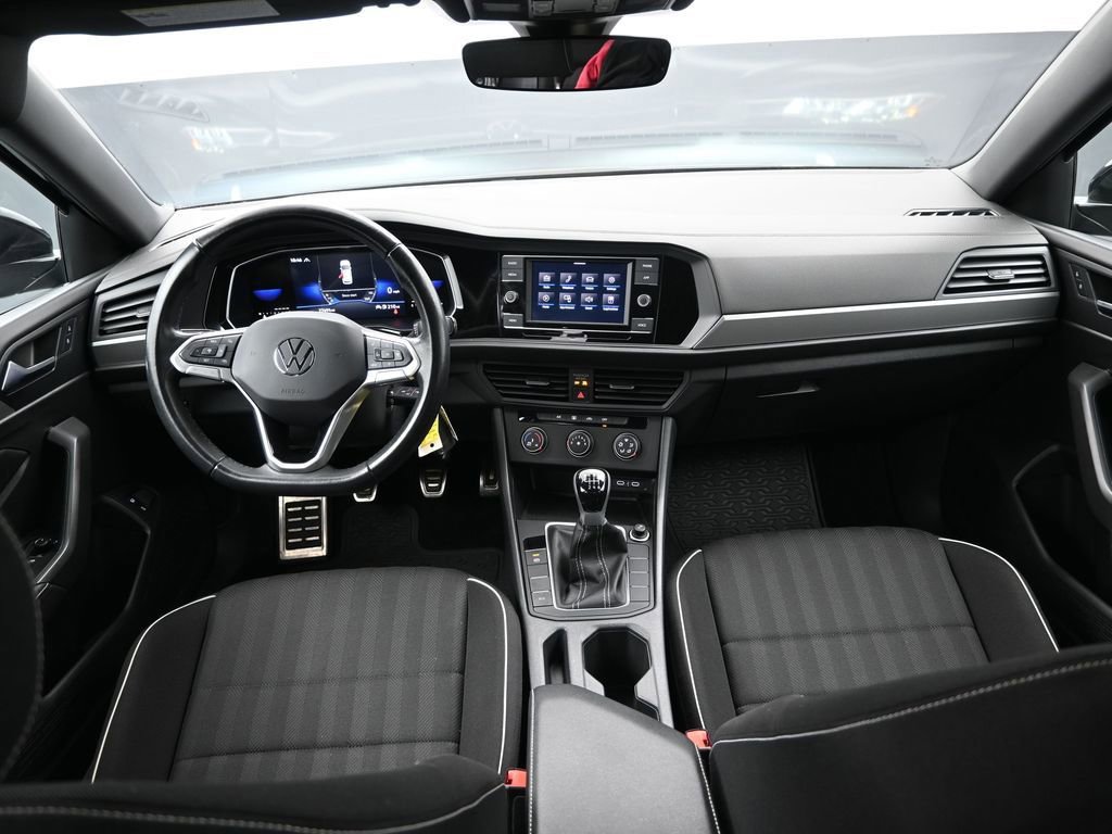 Used 2023 Volkswagen Jetta Sport image 20