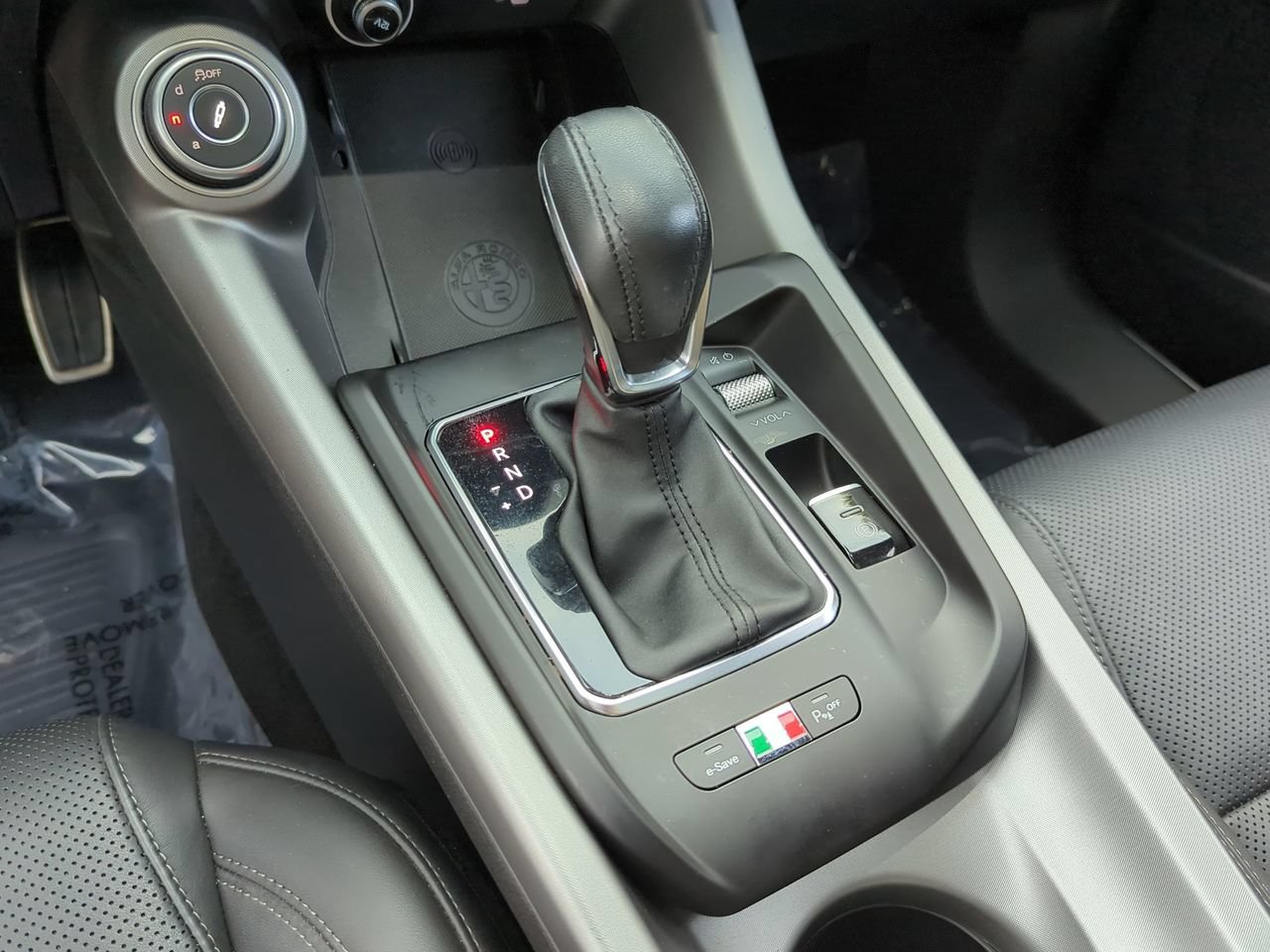Used 2024 Alfa Romeo Tonale Veloce AWD/4WD image 14