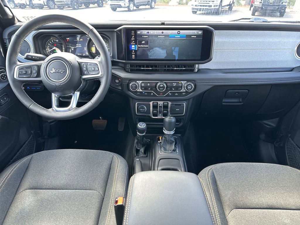 Certified 2025 Jeep Wrangler Unlimited Sahara w/ Safety Group image 10