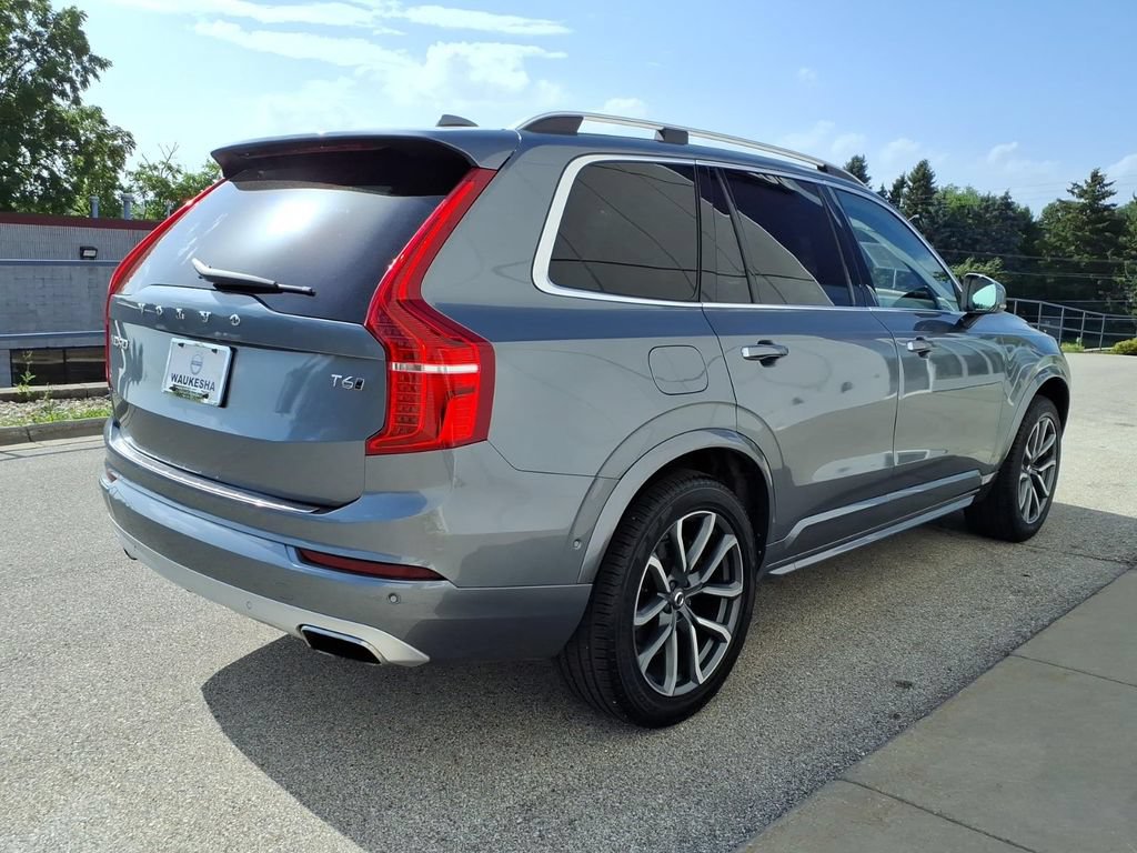 Used 2018 Volvo XC90 T6 Momentum w/ Convenience Package AWD/4WD image 5