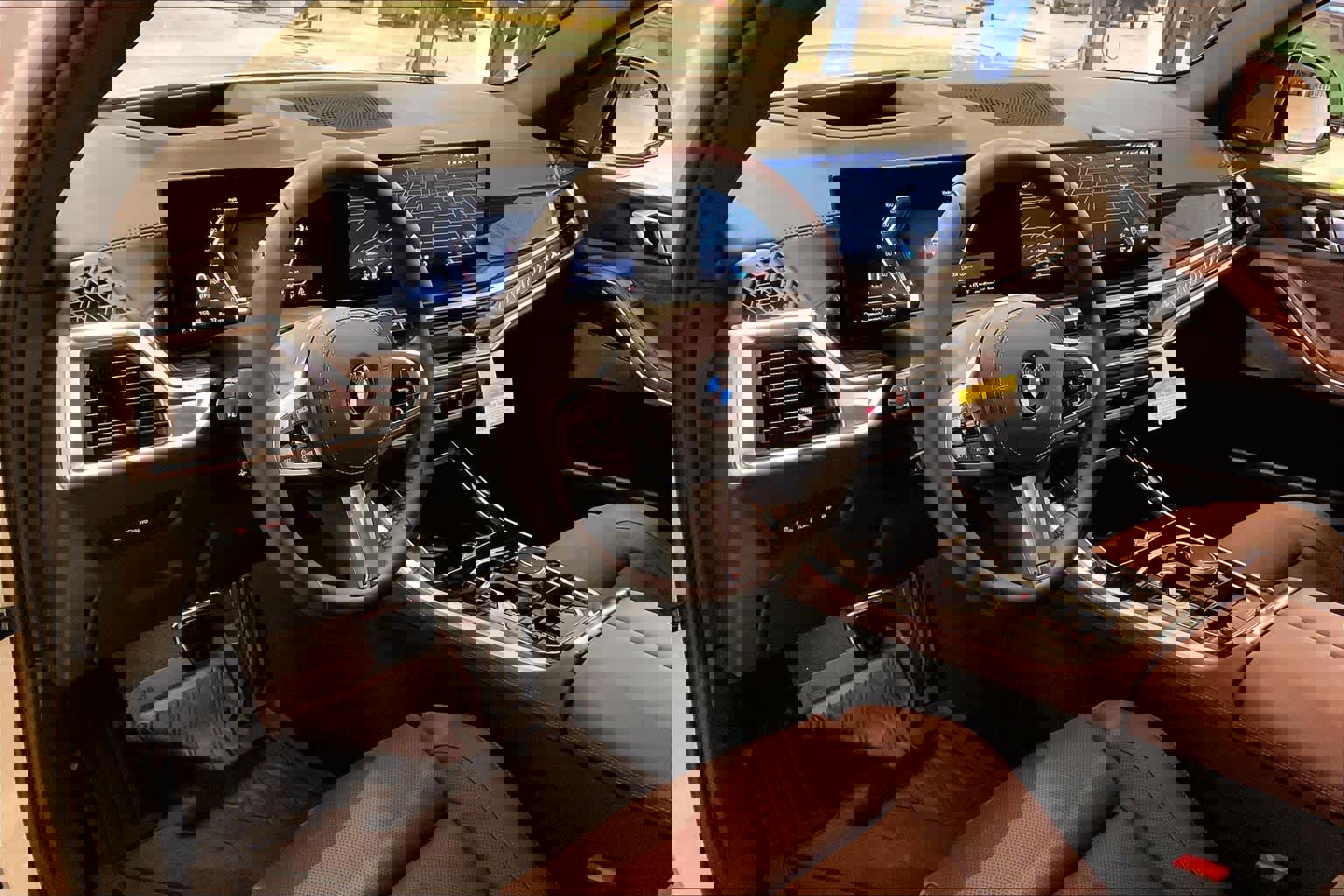 New 2026 BMW X5 xDrive40i w/ M Sport Package image 8