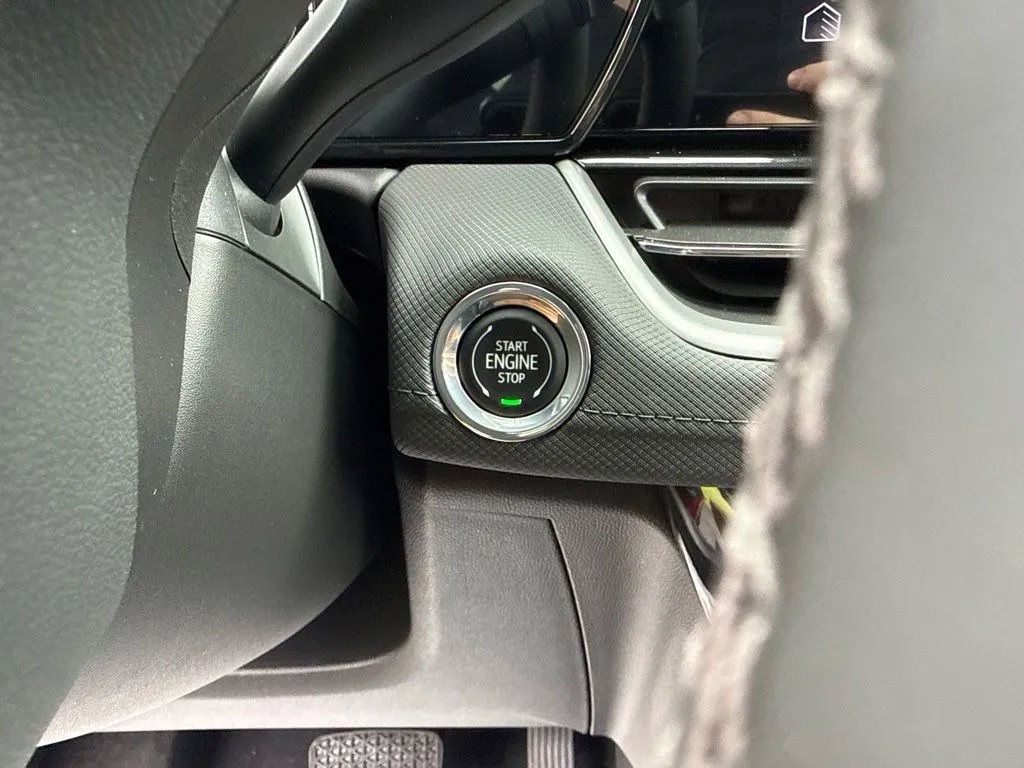 New 2026 Chevrolet TrailBlazer LT w/ Convenience Package FWD image 20