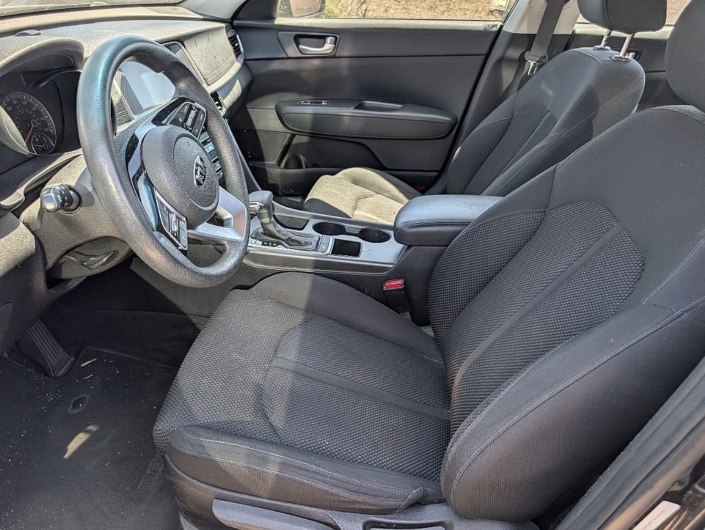 Used 2019 Kia Optima LX image 14