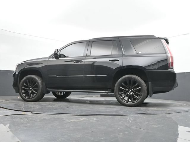 Used 2020 Cadillac Escalade Luxury w/ Escalade Sport Edition AWD/4WD image 51