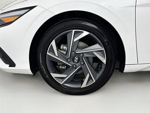 Used 2025 Hyundai Elantra Sport w/ Cargo Package FWD image 29