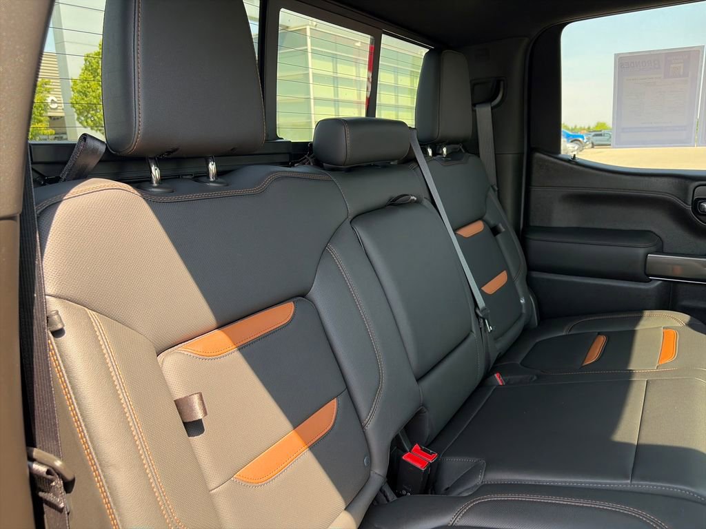 Used 2021 GMC Sierra 1500 AT4 w/ AT4 Value Package AWD/4WD image 40