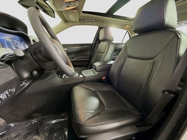 Used 2023 Chrysler 300 Touring L w/ Popular Equipment Group image 16