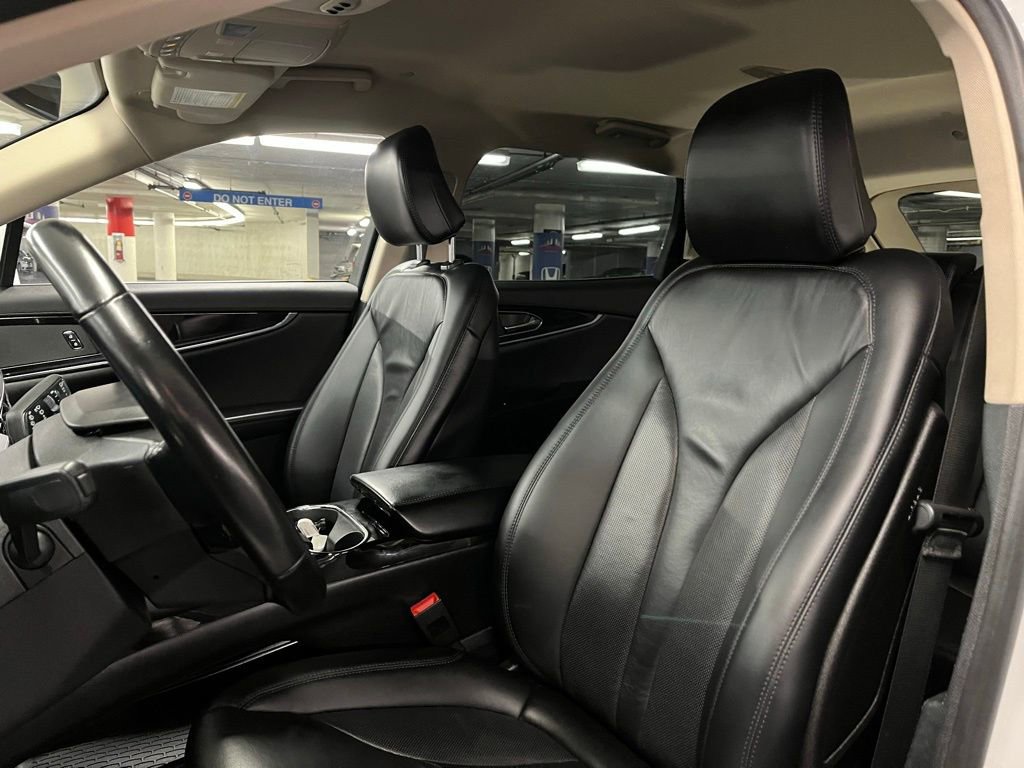 Used 2021 Lincoln Nautilus AWD w/ Equipment Group 101A image 16