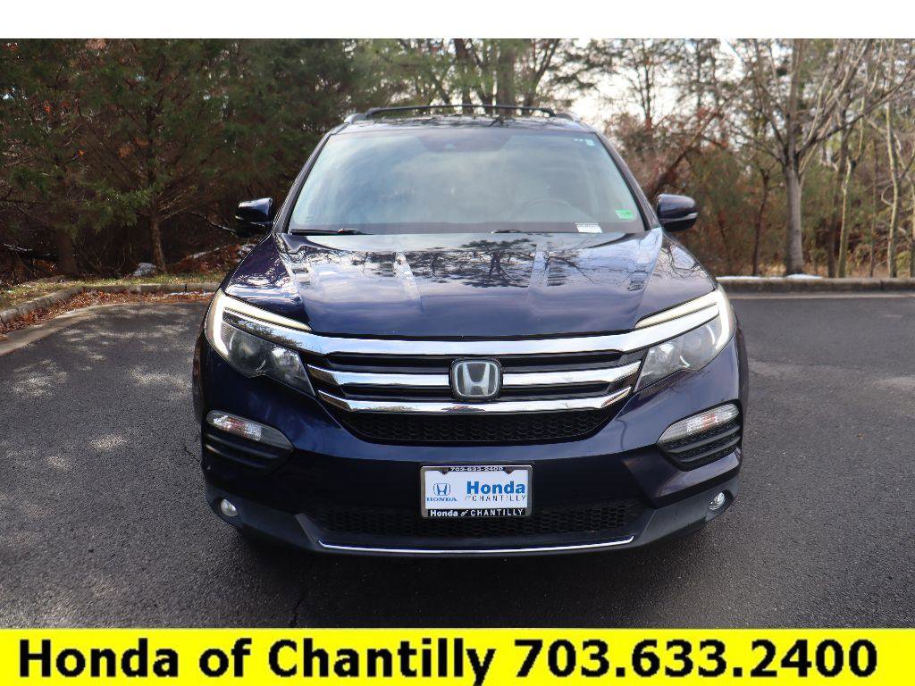 Used 2017 Honda Pilot Touring image 2