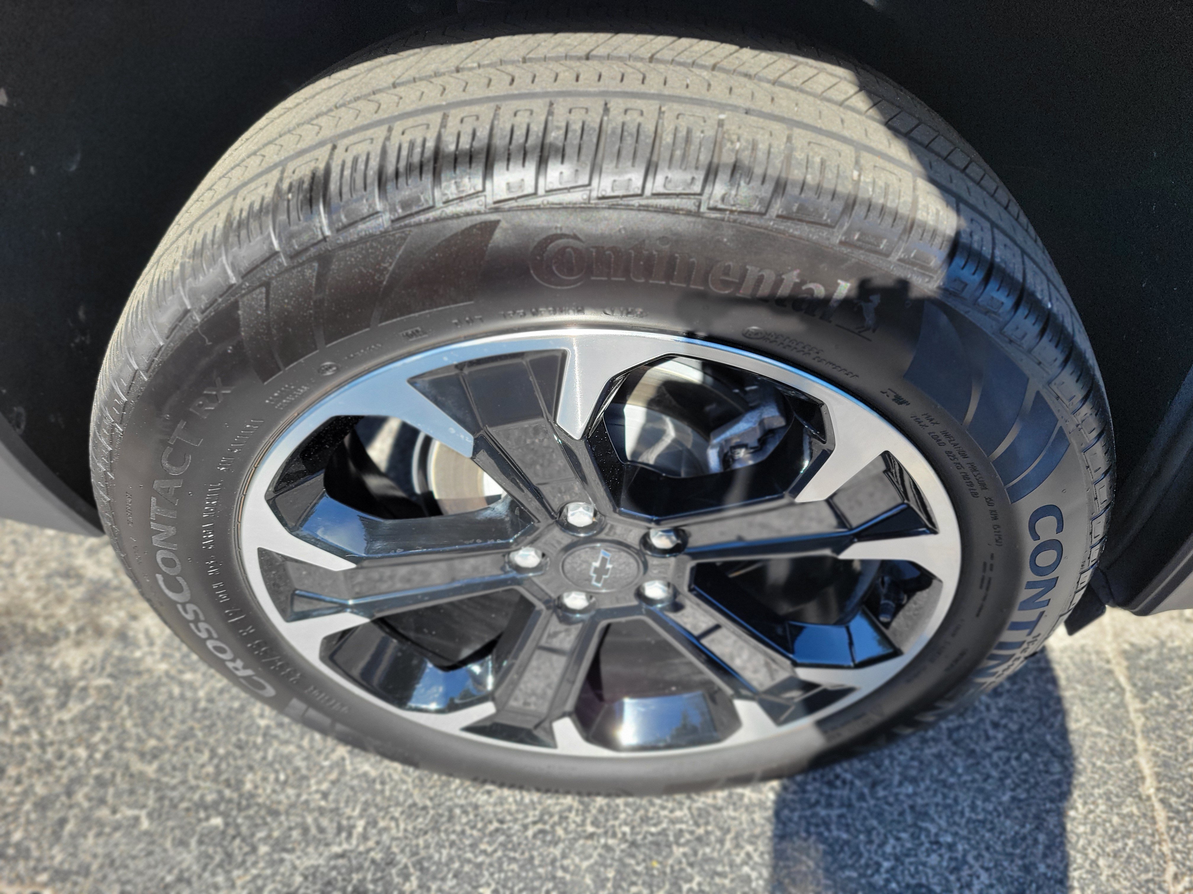 Certified 2026 Chevrolet Equinox LT w/ Convenience Package II FWD image 41