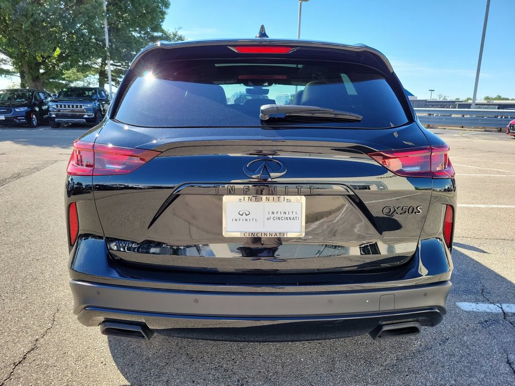 Used 2023 INFINITI QX50 Sport AWD/4WD image 4