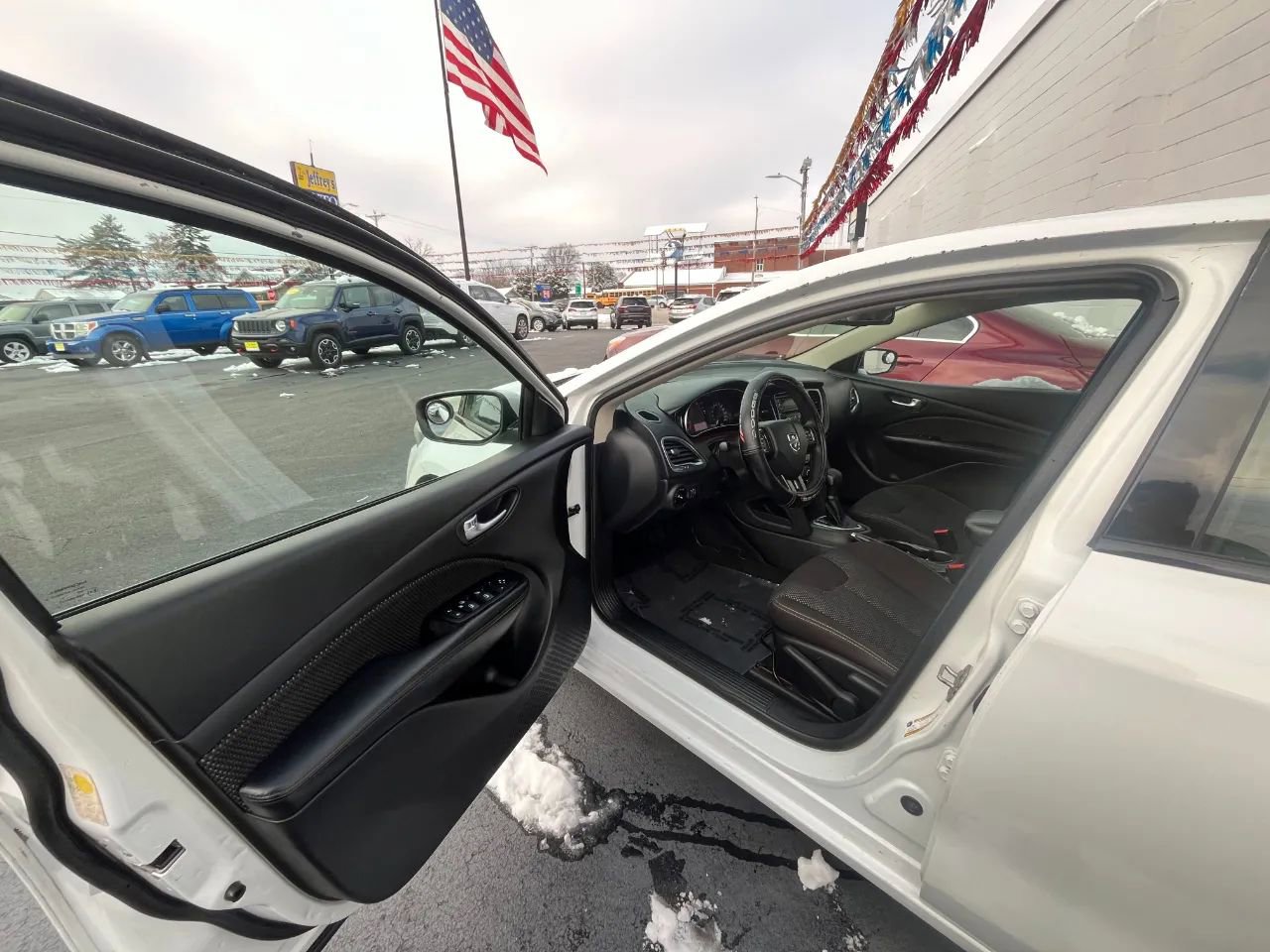 Used 2015 Dodge Dart SXT image 8