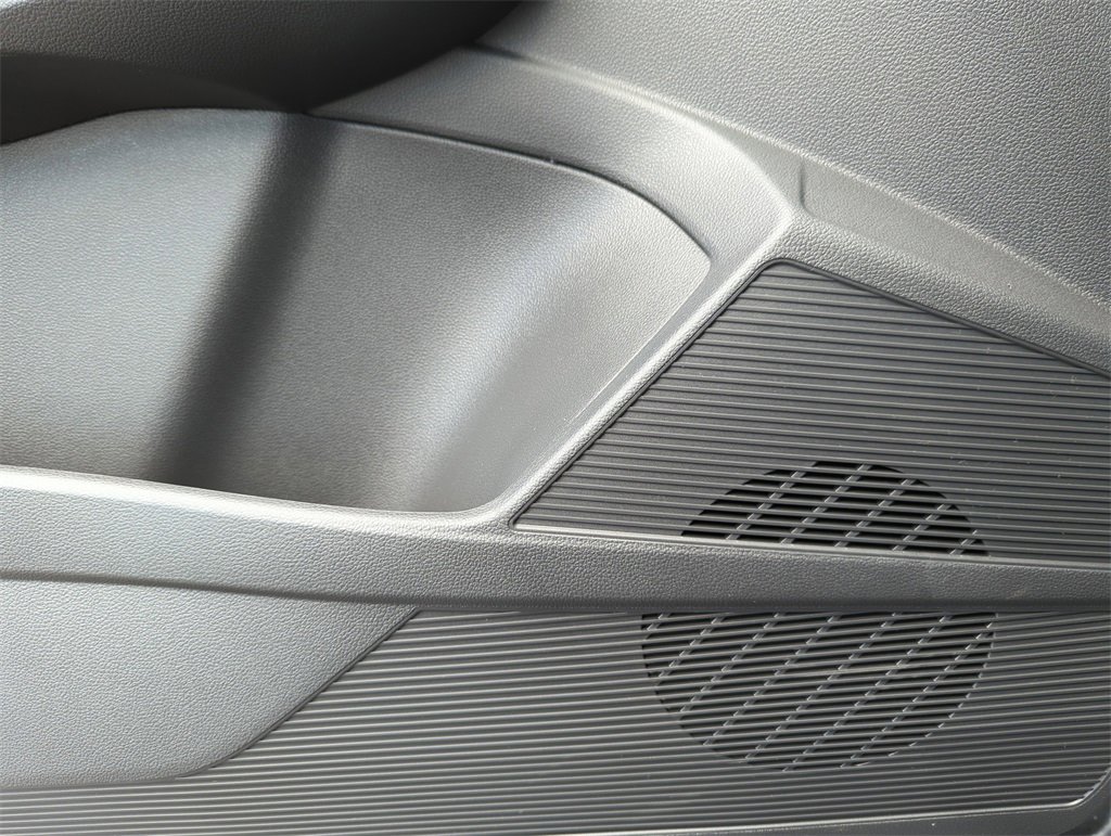 New 2025 Volkswagen Taos S image 26