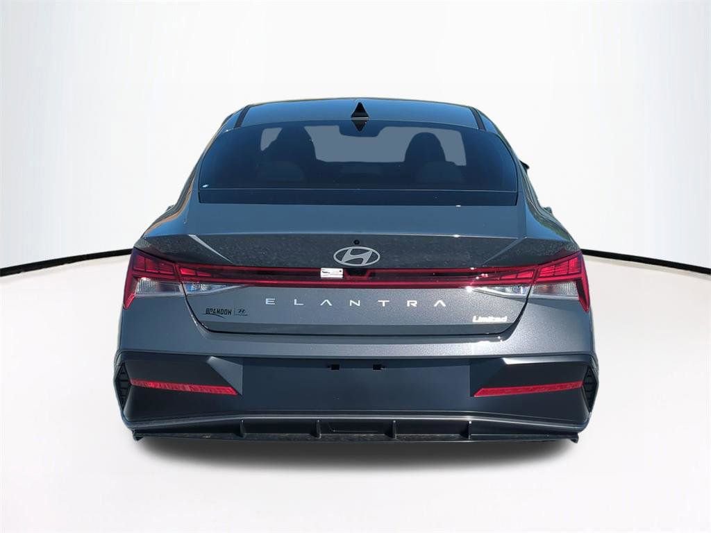 New 2026 Hyundai Elantra Limited image 6
