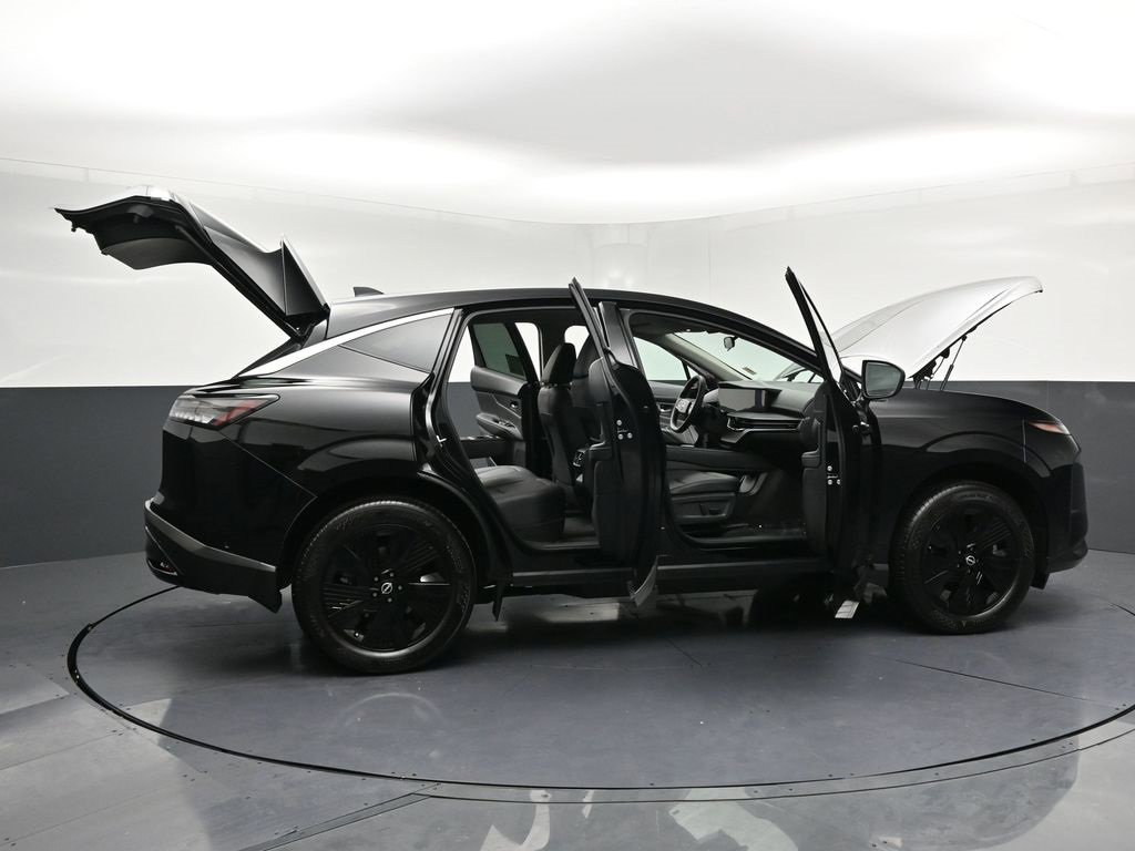 Used 2025 Nissan Murano SV image 35