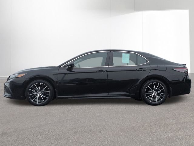 Certified 2023 Toyota Camry SE w/ Cold Weather Package image 10