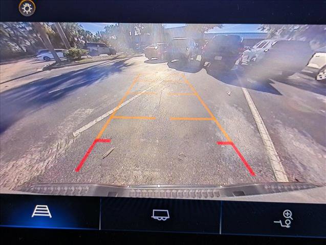 Used 2023 Chevrolet Colorado Z71 w/ Z71 Convenience Package 2 image 10