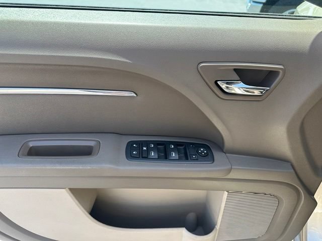Used 2010 Dodge Journey R/T w/ Flexible Seating Group AWD/4WD image 17
