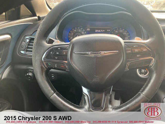 Used 2015 Chrysler 200 S w/ Navigation & Sound Group I image 17