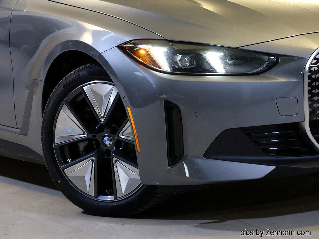 Used 2026 BMW i4 xDrive40i AWD/4WD image 4