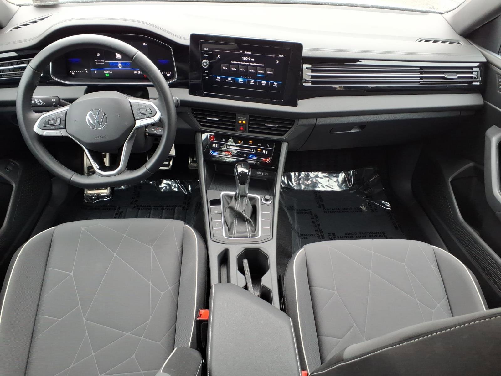 Certified 2025 Volkswagen Jetta Sport image 13