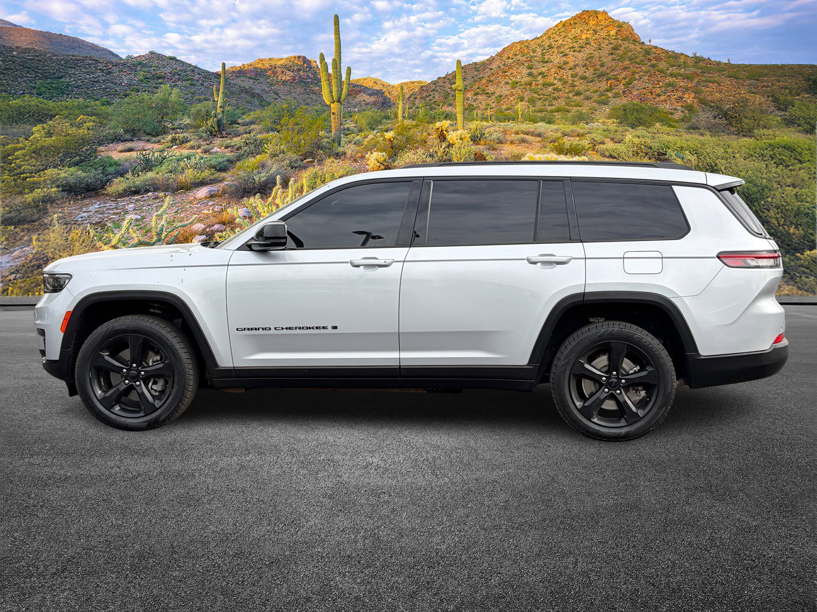Used 2022 Jeep Grand Cherokee L Laredo AWD/4WD image 7