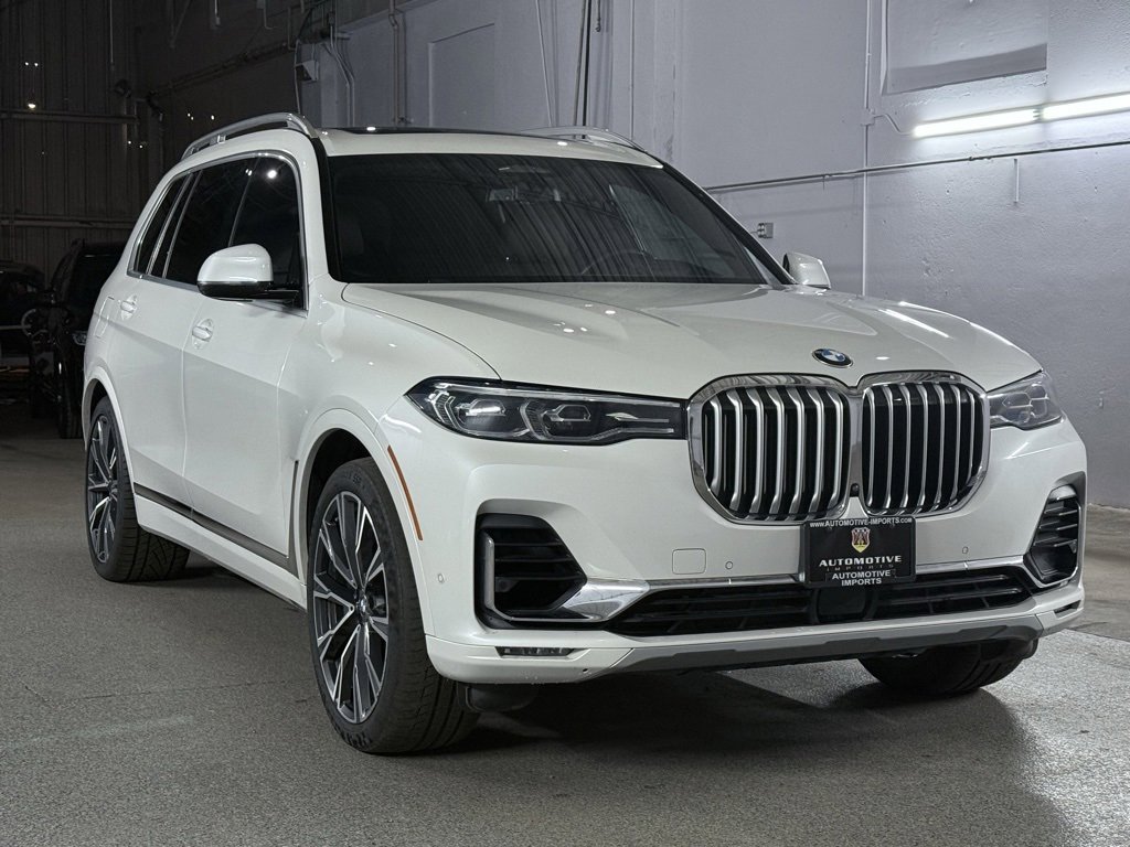 Used 2021 BMW X7 xDrive40i w/ Premium Package 2 image 4