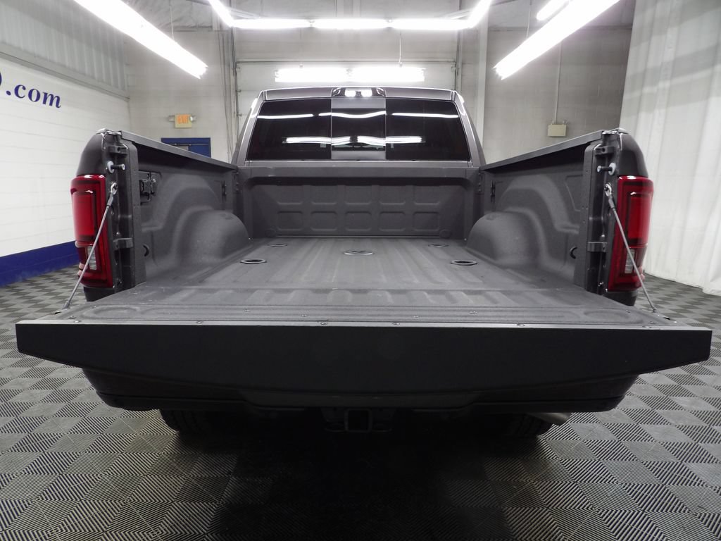 Used 2025 RAM 2500 Big Horn AWD/4WD image 43