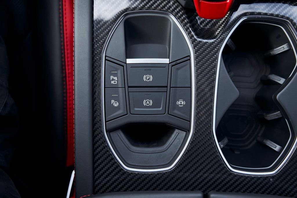 Used 2024 Lamborghini Urus Performante AWD/4WD image 76