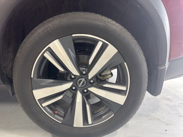 Used 2023 Nissan Rogue SL image 9