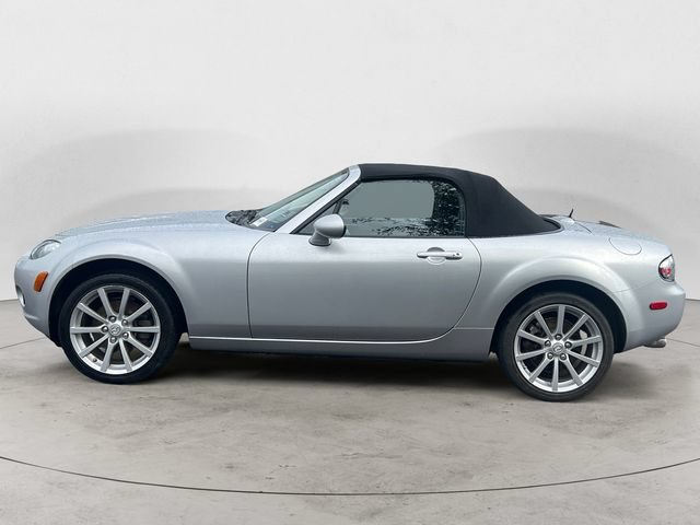 Used 2008 MAZDA MX-5 Miata Grand Touring RWD image 8