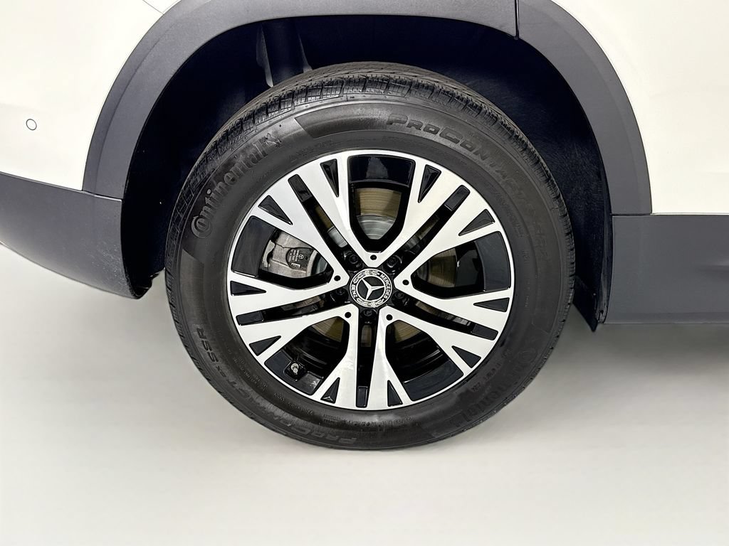 Certified 2025 Mercedes-Benz GLB 250 image 33