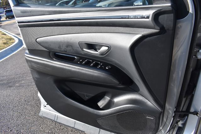 Used 2022 Hyundai Tucson Limited AWD/4WD image 39