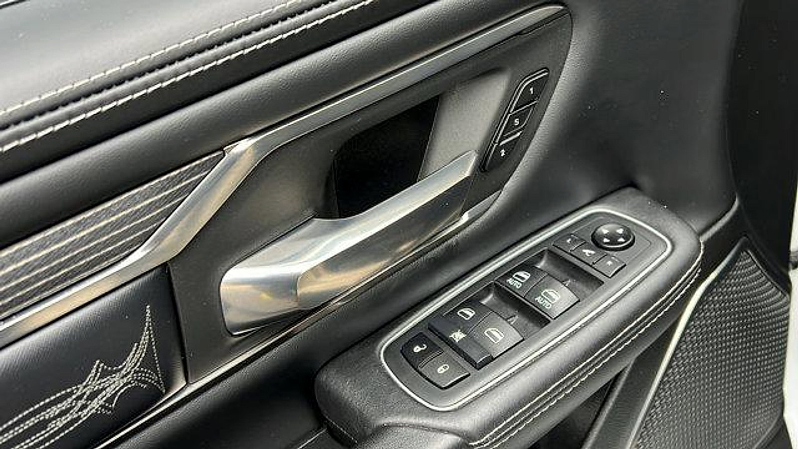 Used 2021 RAM 1500 Limited image 16