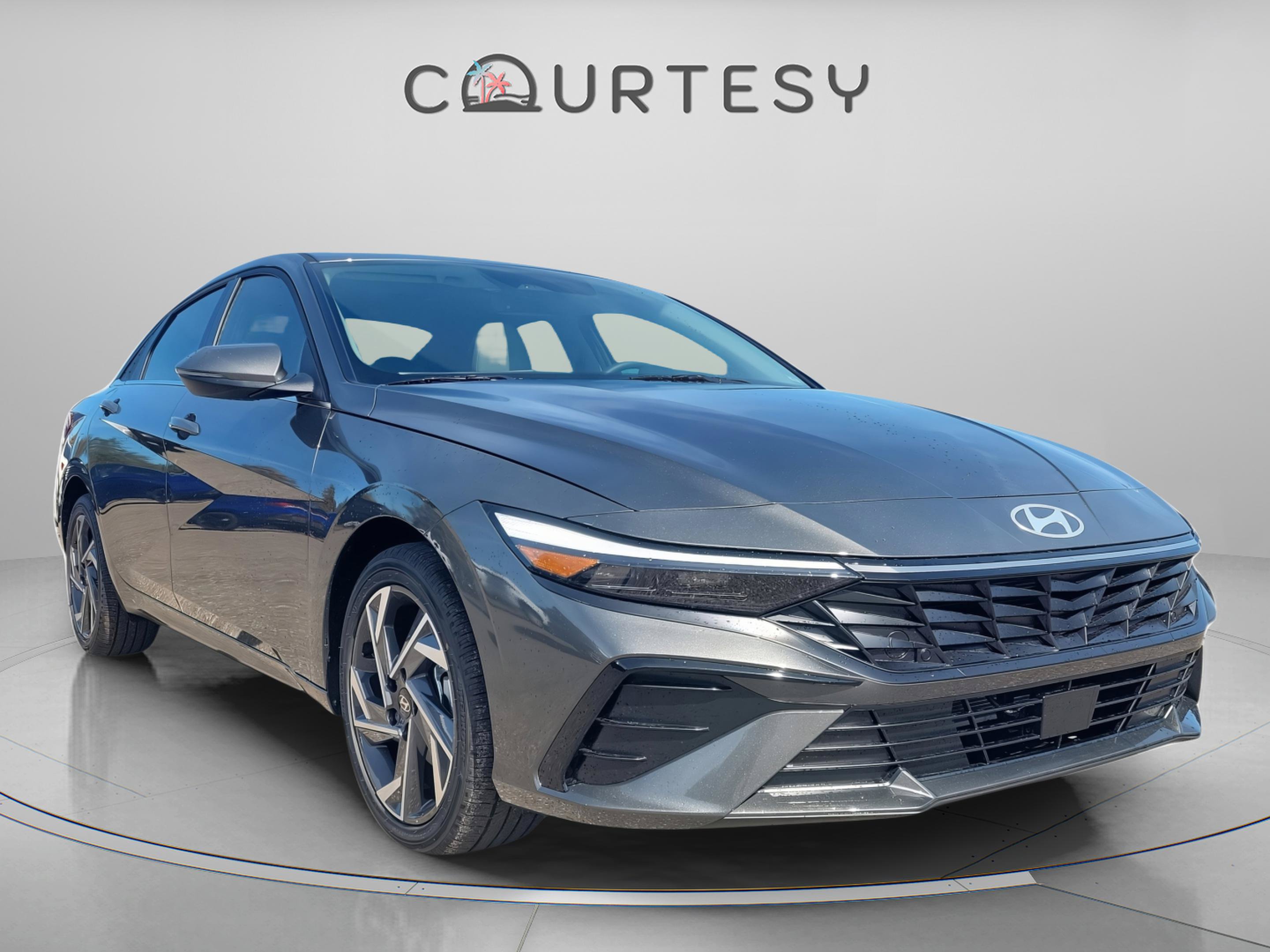 New 2026 Hyundai Elantra Limited FWD image 5