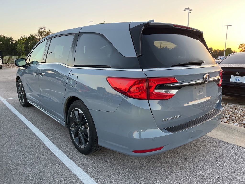 Certified 2023 Honda Odyssey Elite image 4