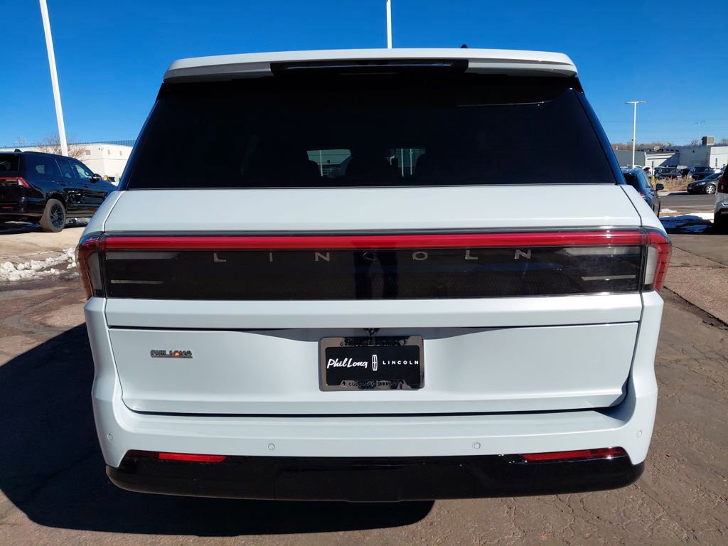 New 2025 Lincoln Navigator Black Label image 7