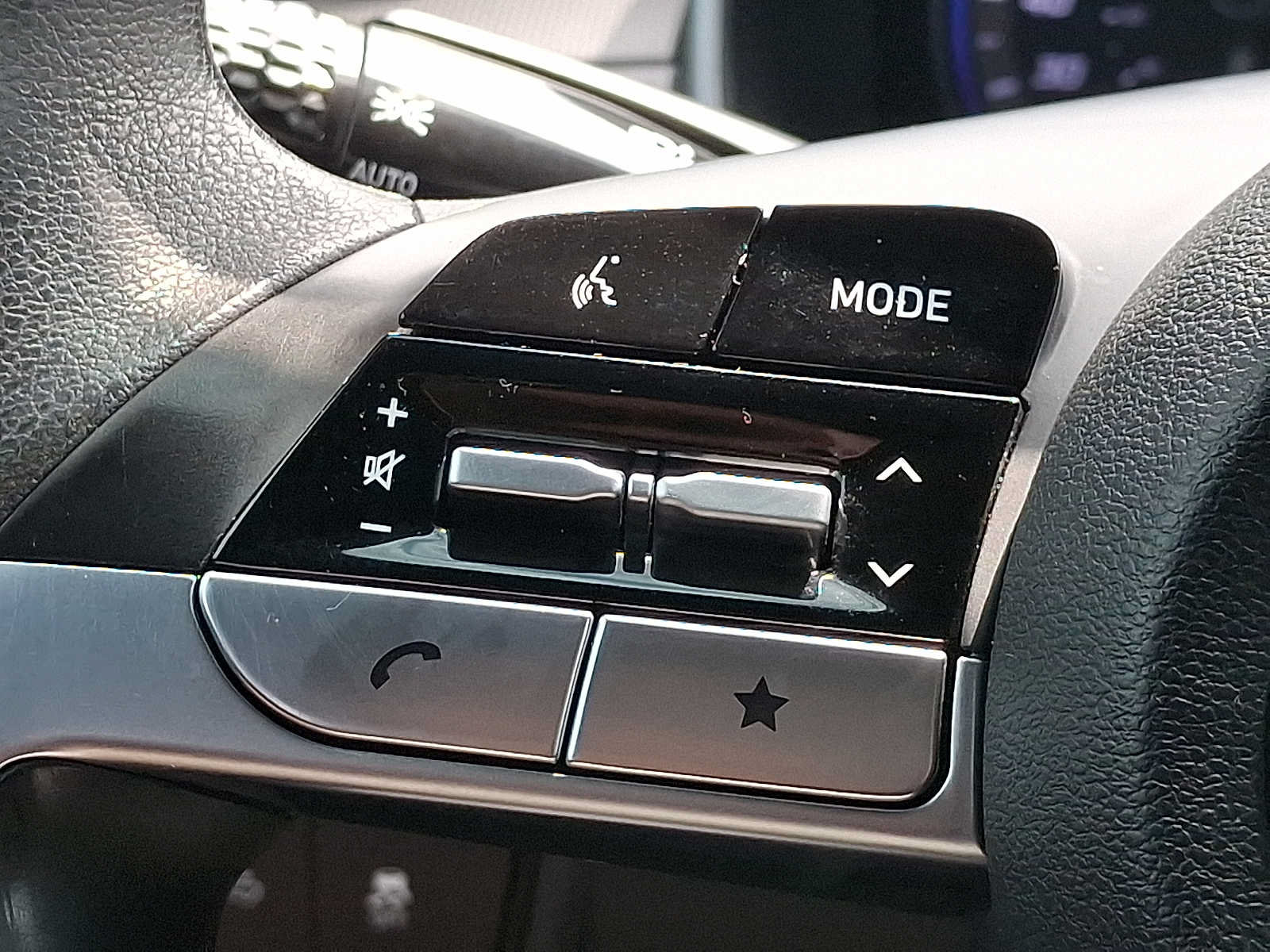Used 2022 Hyundai Santa Cruz SEL w/ Cargo Package AWD/4WD image 19