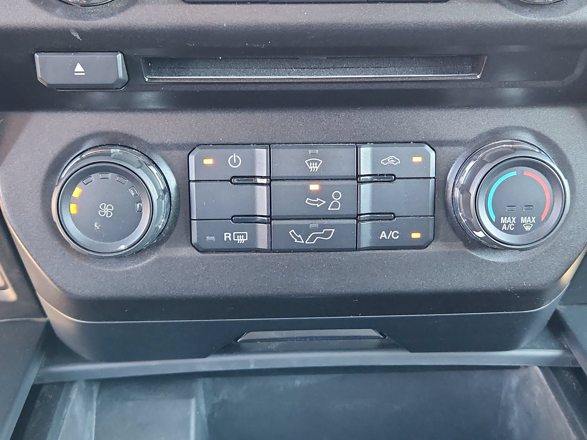 Used 2018 Ford F150 XL w/ Equipment Group 101A Mid AWD/4WD image 16