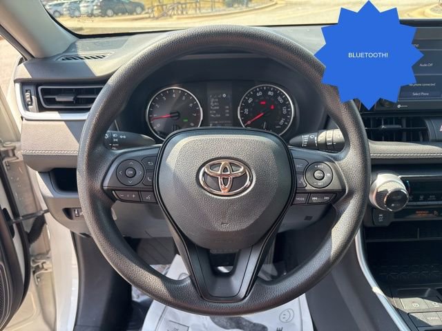 Used 2022 Toyota RAV4 XLE image 14