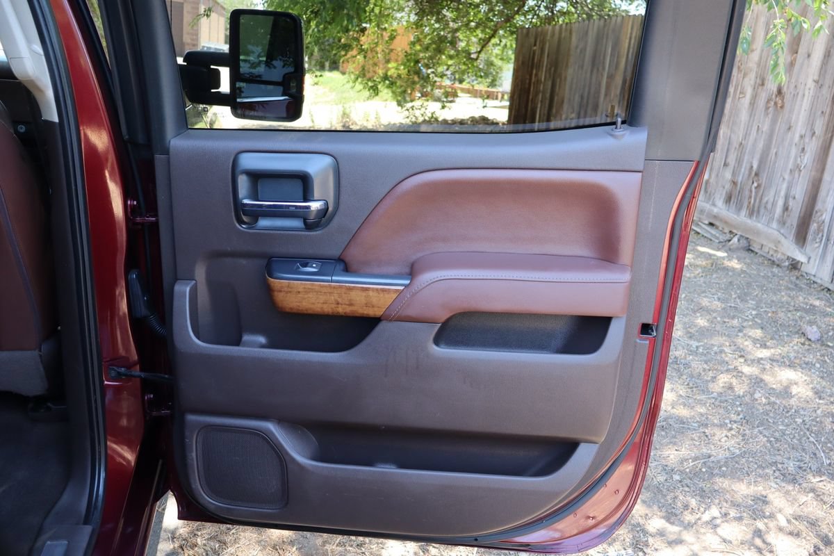 Used 2016 Chevrolet Silverado 2500 High Country w/ Duramax Plus Package AWD/4WD image 25