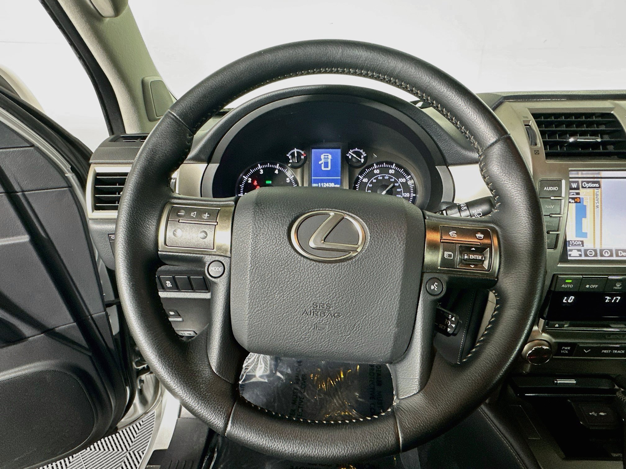 Used 2016 Lexus GX 460 w/ Navigation Package AWD/4WD image 15